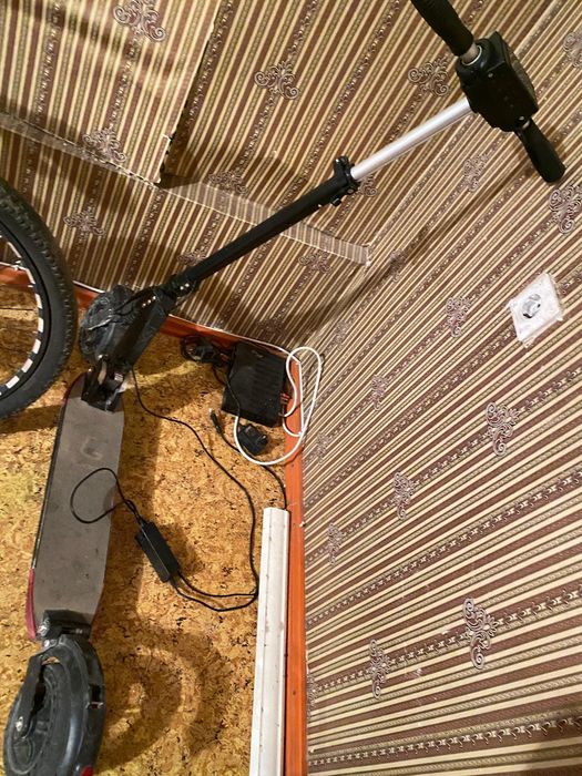 Электросамокаттт