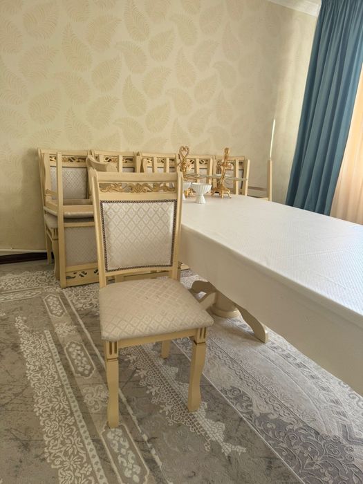 Стол стульясымен