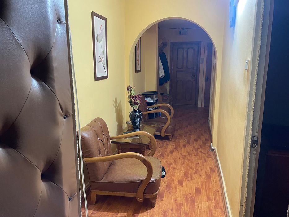 Apartament 4 camere cu 3 băi -  Giurgiu
