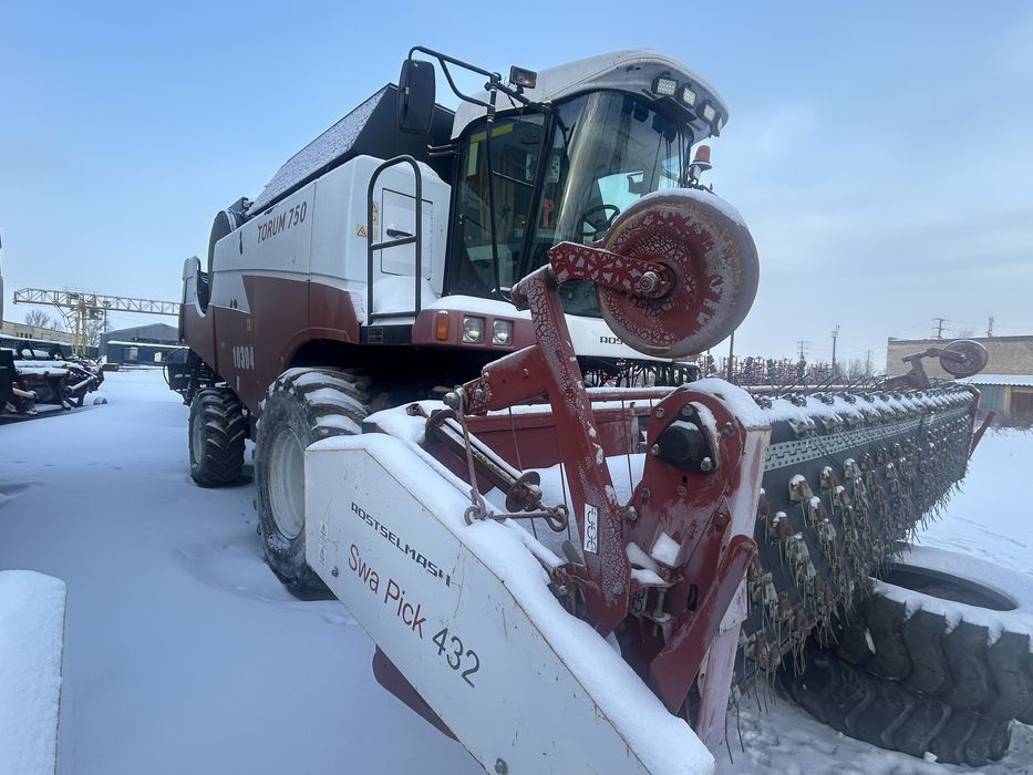 Комбайн Торум 750