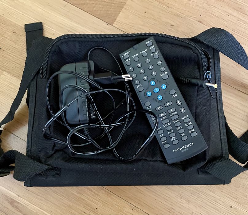 DVD/CD плеър - мобилен