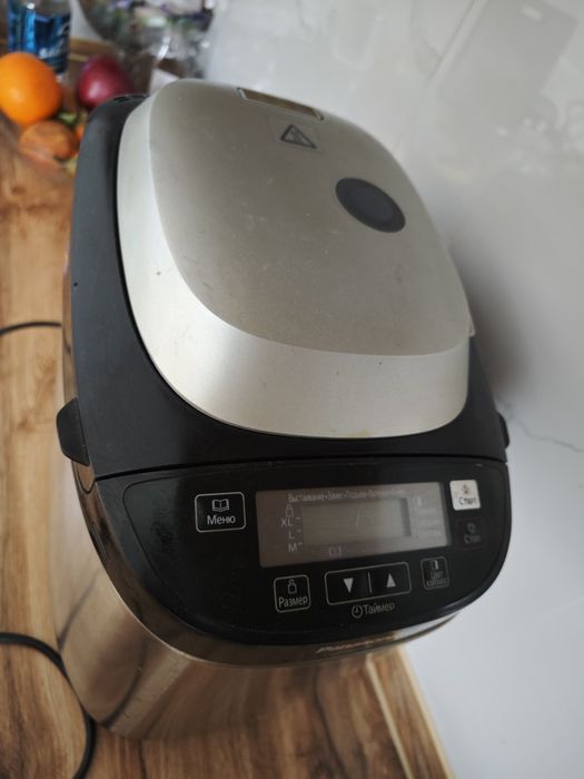 Продам хлебопечку