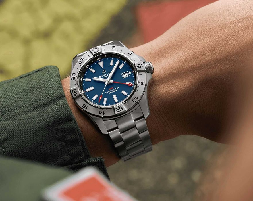 Breitling Avenger Automatic GMT 44 Нов Full Set Гаранция