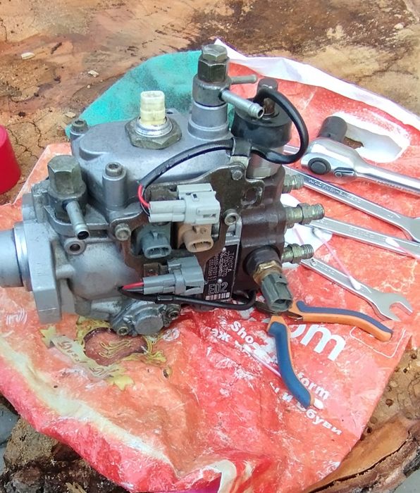 Продам ТНВД Тойота