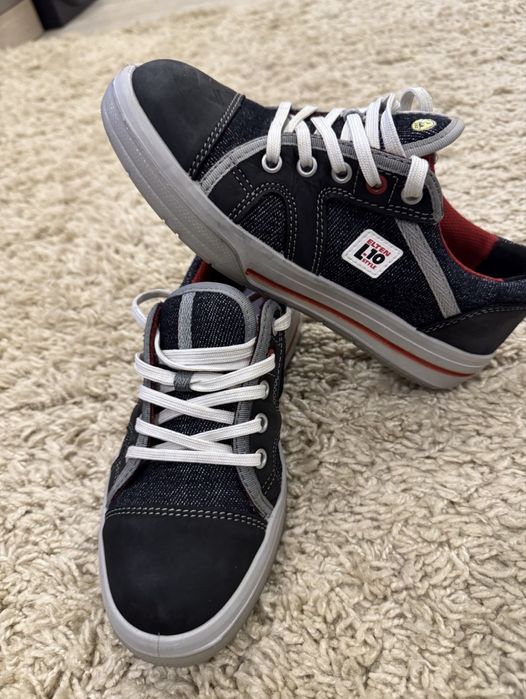 Adidasi protectie elten