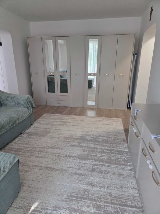 Direct proprietar vand apartament