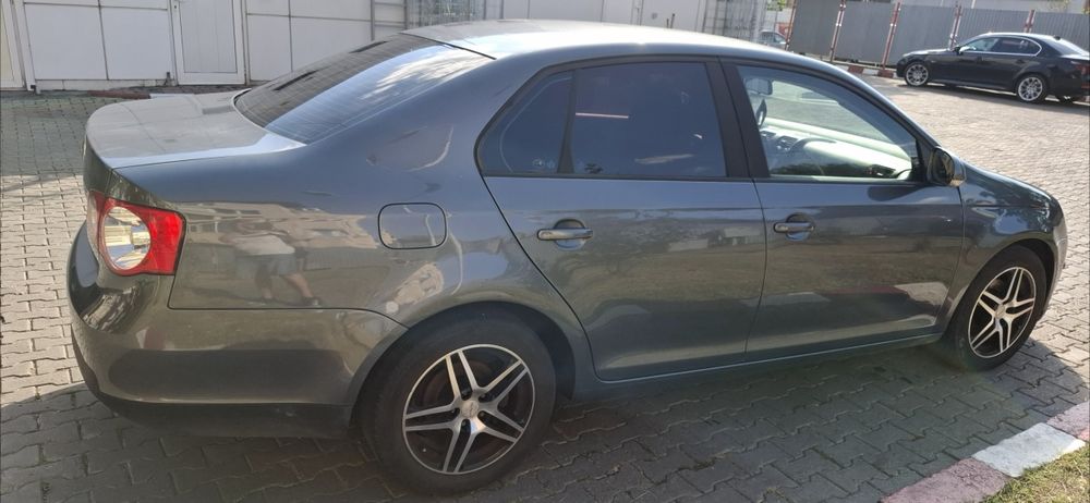 Volkswagen jetta 1.6 , 2008