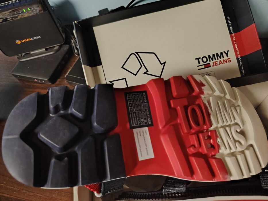 TOMMY Hilfiger дамски сандали