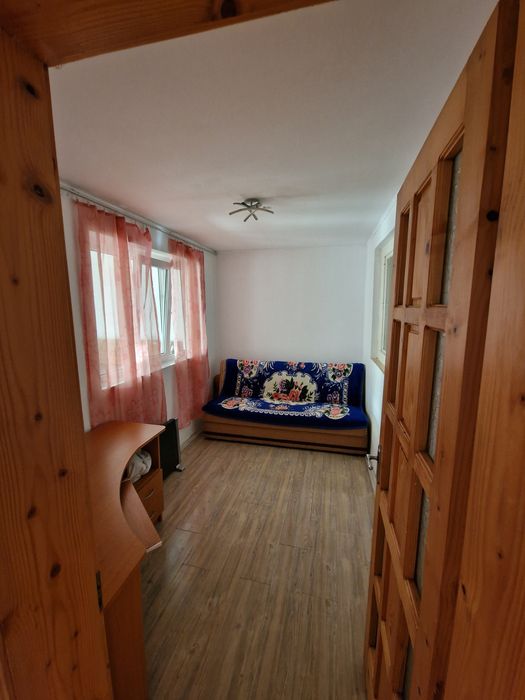 Vând apartament 2 camere la parter, zona ACH, Caransebeș