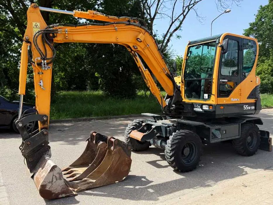 Колесный экскаватор Hyundai 55W