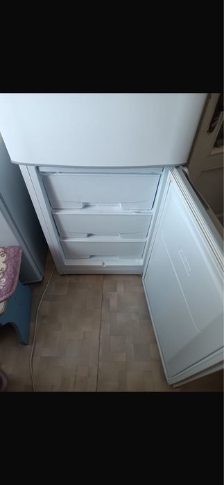 Холодильник отличный