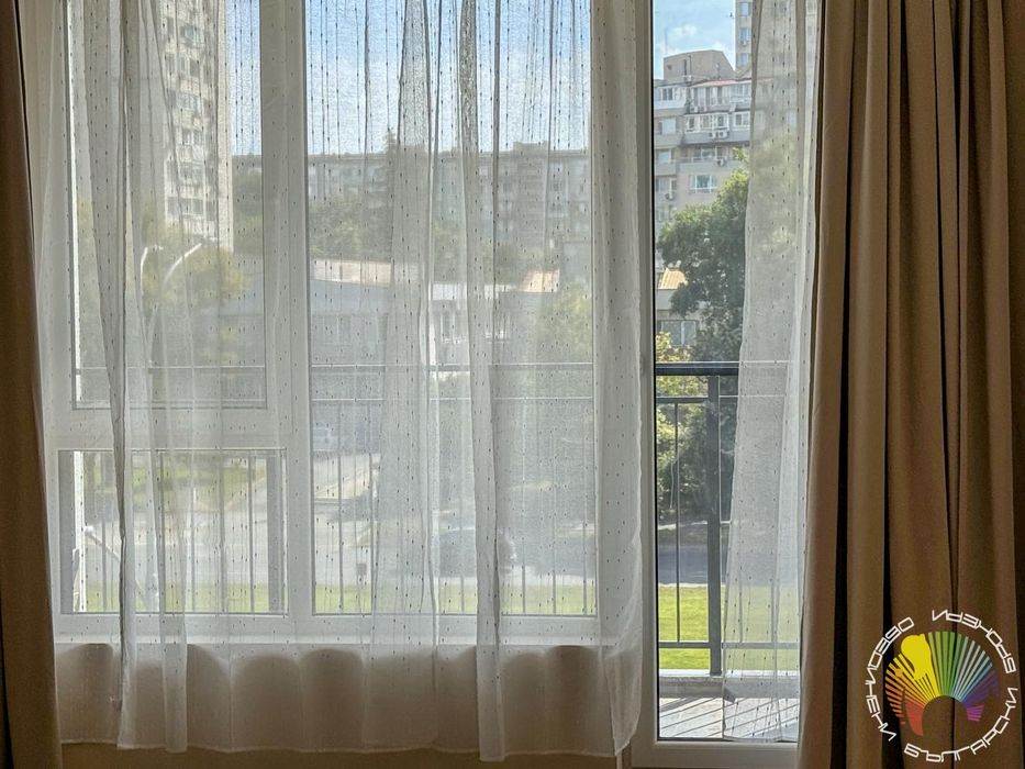 Дава се под наем Двустаен апартамент в Бургас, Изгрев - 72 кв.м за 561 € - Снимка #5