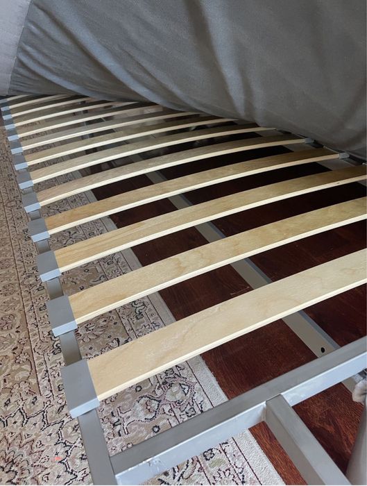 Диваны + в подарок трюмо туалетный столик