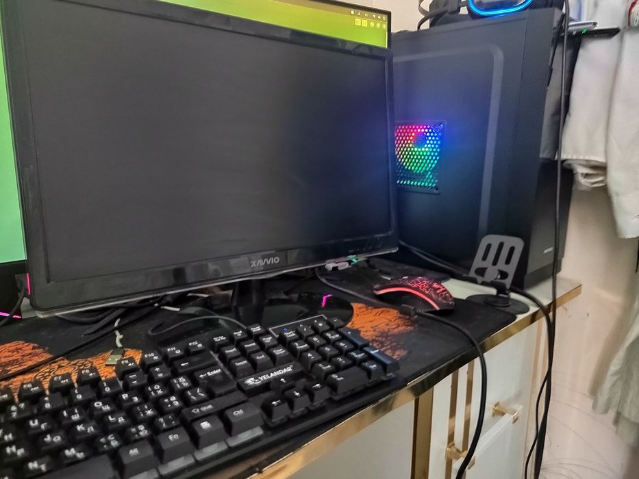 Stolni igravoy computer sotiladi