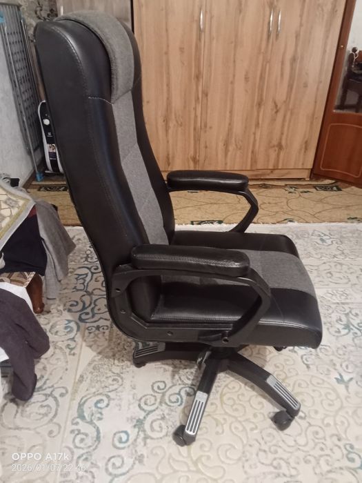 Продам кресло бу