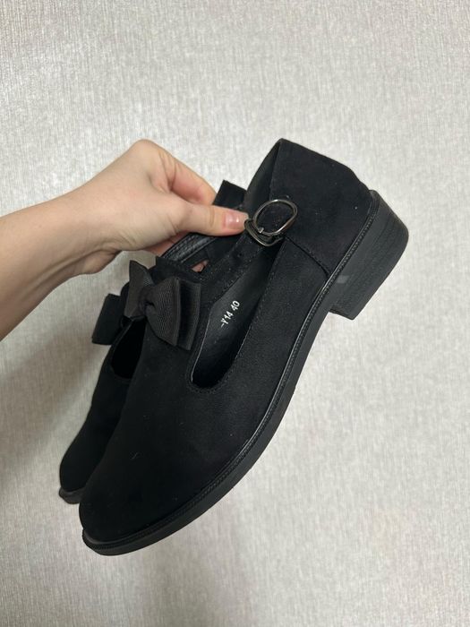 Замшевые туфли женские