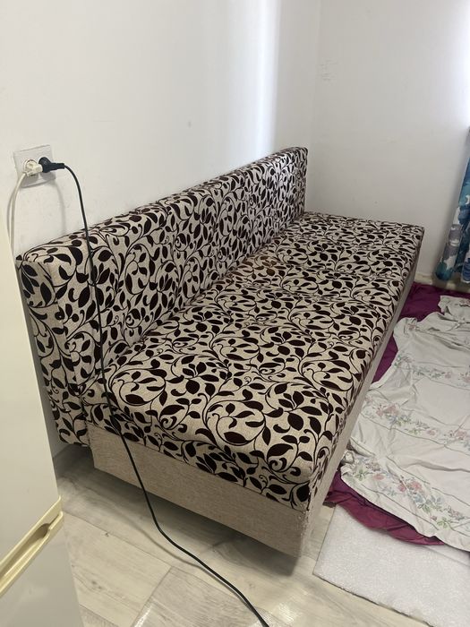 Продам диван книжка
