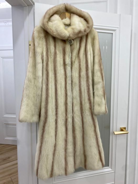Норковая цельная шуба
