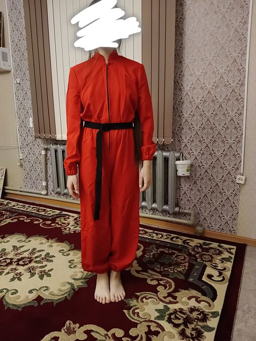 Танцевальный комбинезон, игра в Кальмара