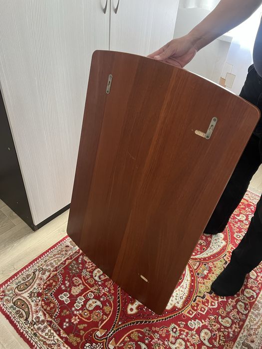 Продам зеркало на стену