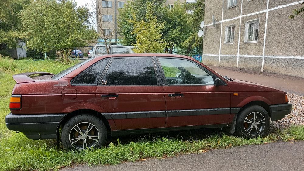 Продам машину 1.7 тг