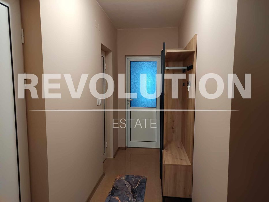 Дава се под наем Двустаен апартамент в Варна, Център - 90 кв.м за 475 € - Снимка #13