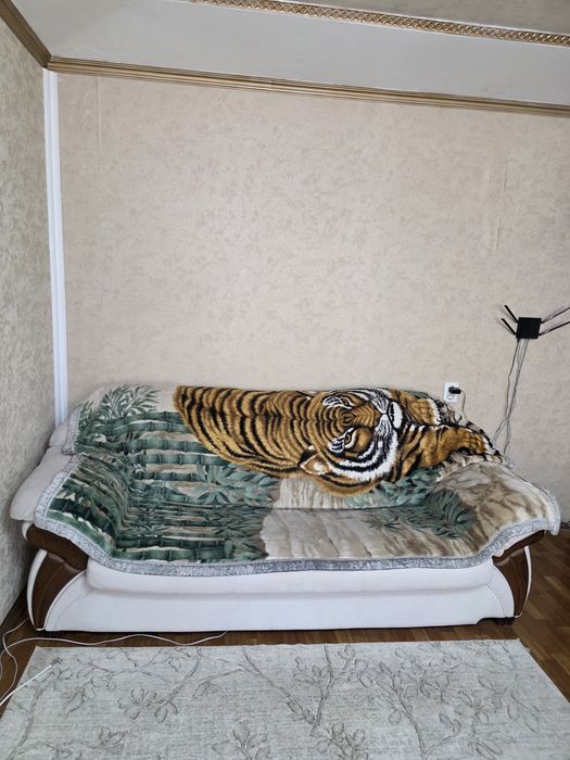 Продам 9.500 тг. самовывоз