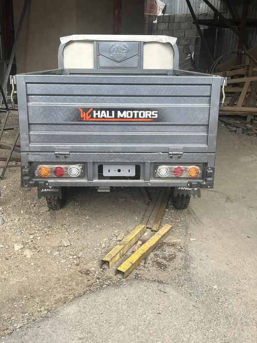 Продам электречиский трицикл