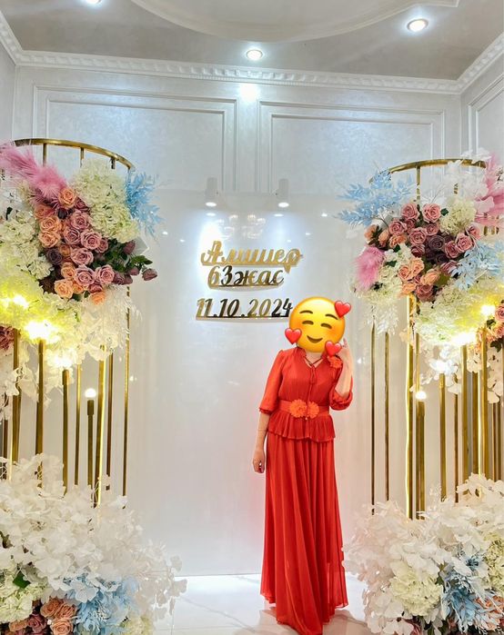 Вечернее платье нарядное