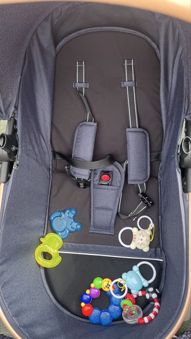 Vand carucior, 2 in 1 , Blue, stare foarte buna, ridicare personala Bucuresti.