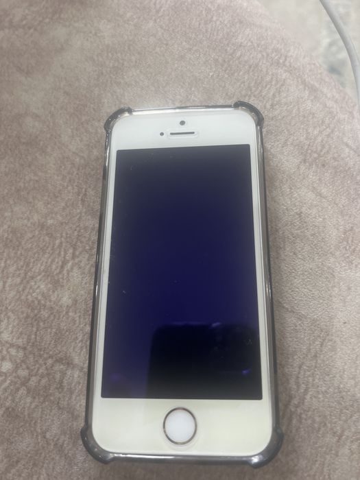 Продам айфон 5s может кому нужен
