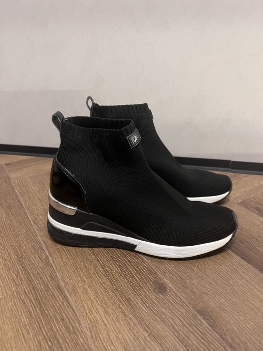 Кроссовки michael kors