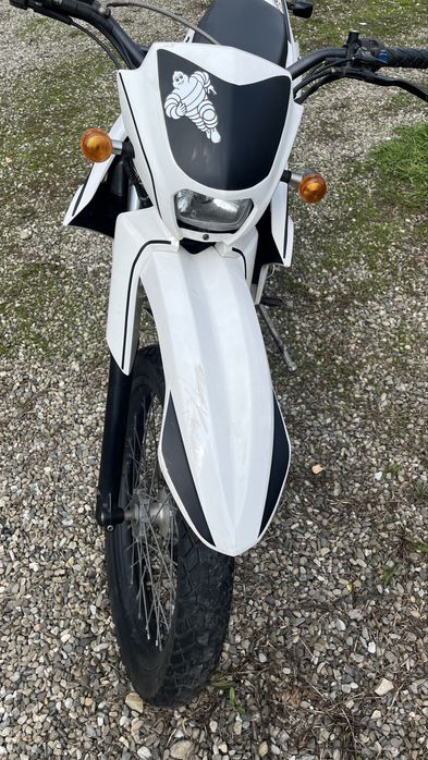 malaguti 125cc 16 ani enduro 1500€ negociabil