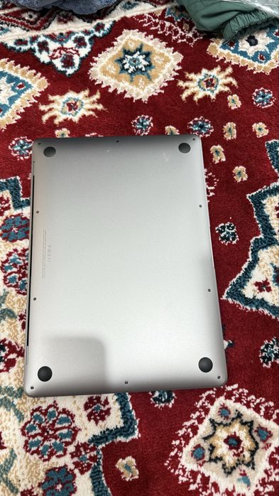 Macbook air продам