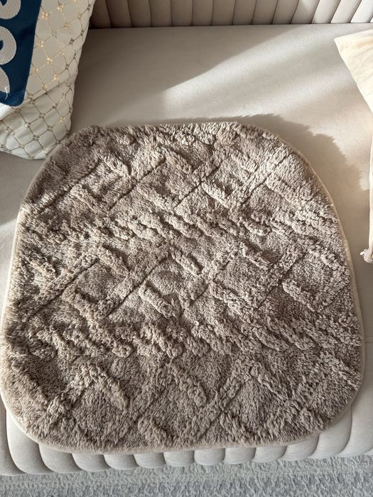 Продам чехлы на стулья