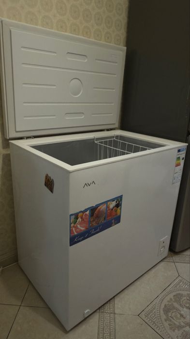 Продам морозильную камеру