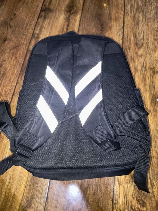 Продам рюкзак школьный