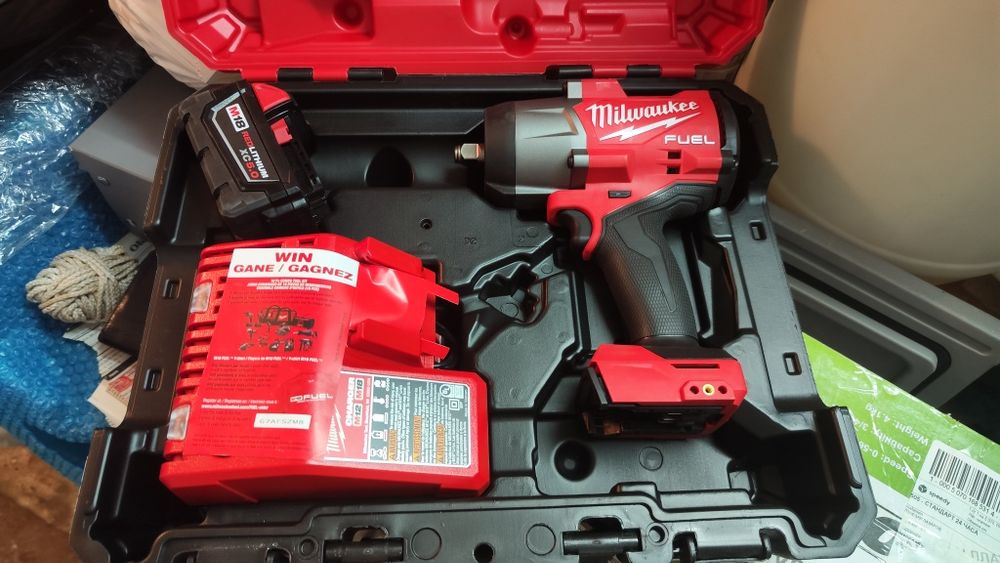 Продавам гайковерт