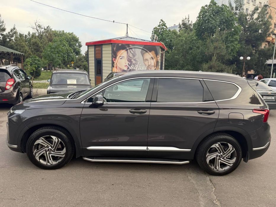 Moshna sotiladi Hyundai Santa FE 2022 yil