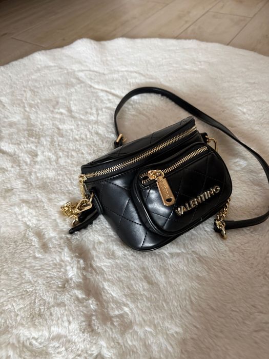 Чанта Valentino нова
