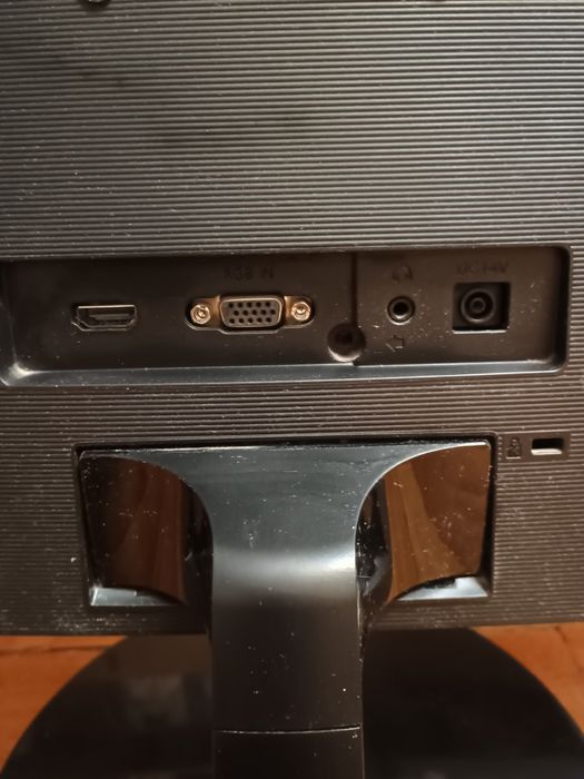 Samsung curved monitor