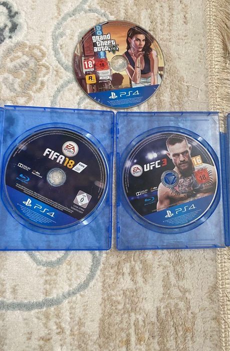 Ps4 pro продается