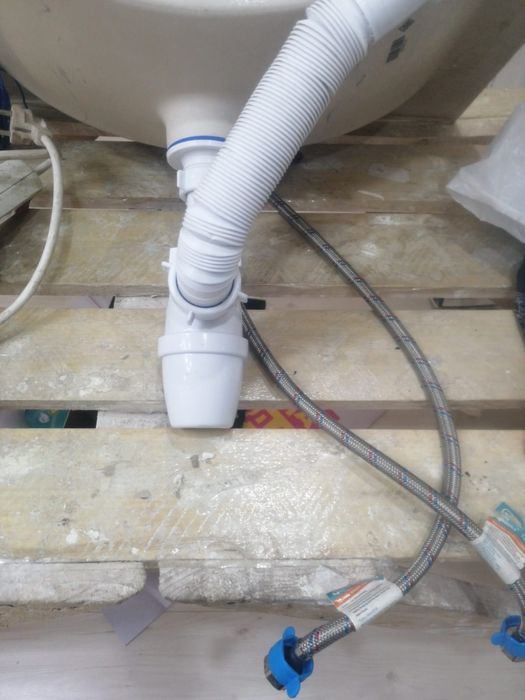 Раковина в ванну  город Астана