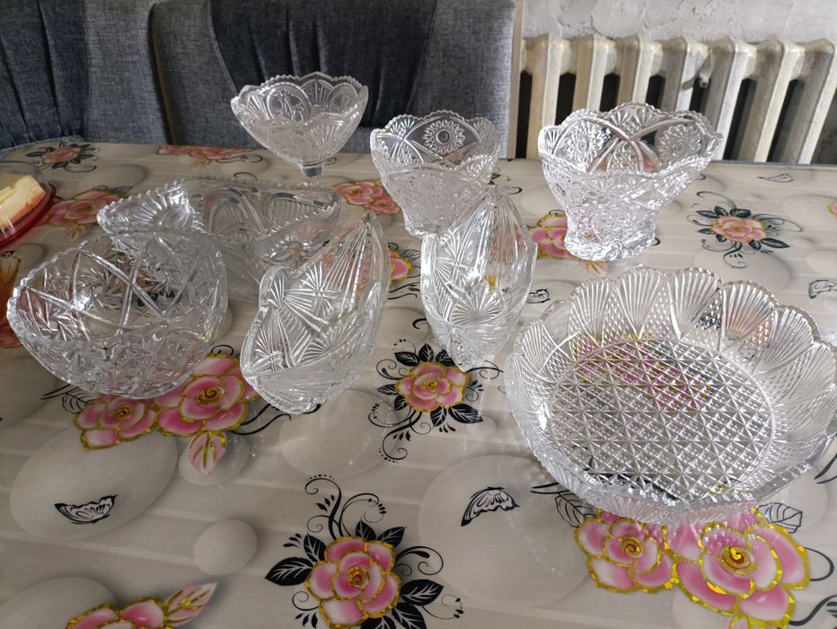 Вазы хрустальные