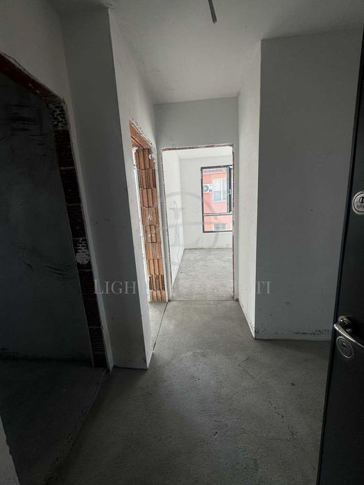 Продава се Тристаен апартамент в с. Белащица, Област Пловдив - 102 кв.м за 1400 €/кв.м - Снимка #9