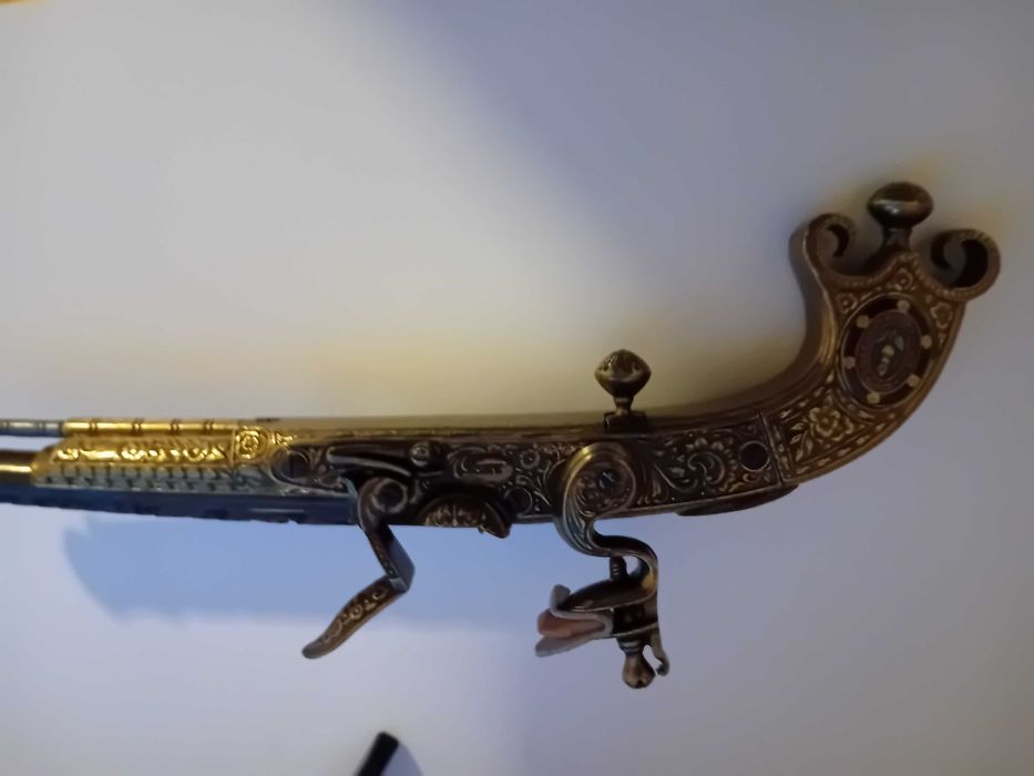 replica irandez pistol bronz