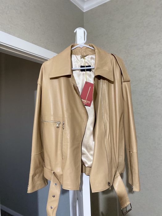 Шұғыл түрде кожанная куртка сатамын