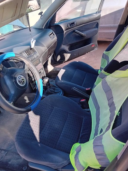 Vând bora 16 benzina  stare foarte bună