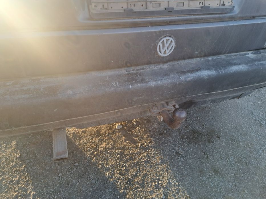 Голф 2  1.8 на части !