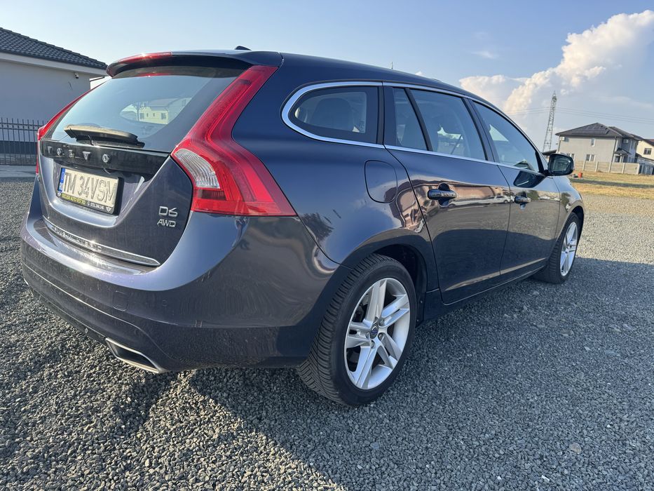 Volvo V60 Plug in Hybrid AWD Factura